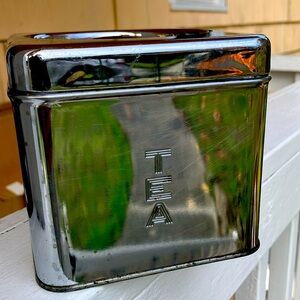 Beauty Ware by Lincoln 1950s Chrome Cross Line Tea Lidded Cannister 6.15x4.5x5"